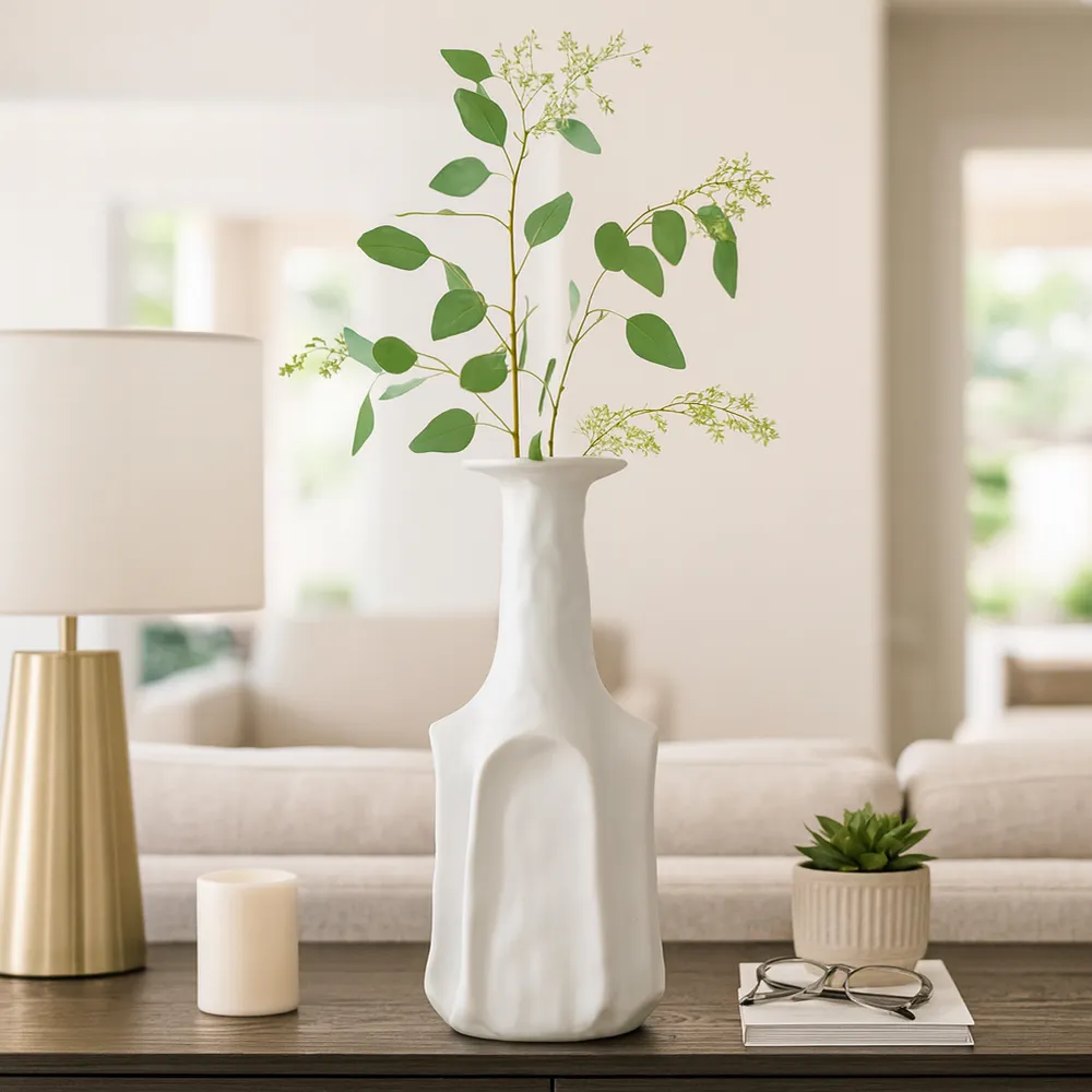 DAWSONWELL WHITE VASE 18 (IN)