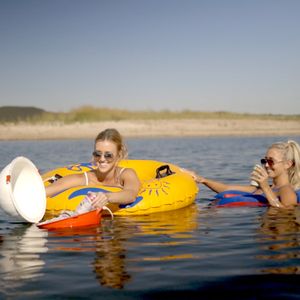 Big Bobber Floating Cooler 6