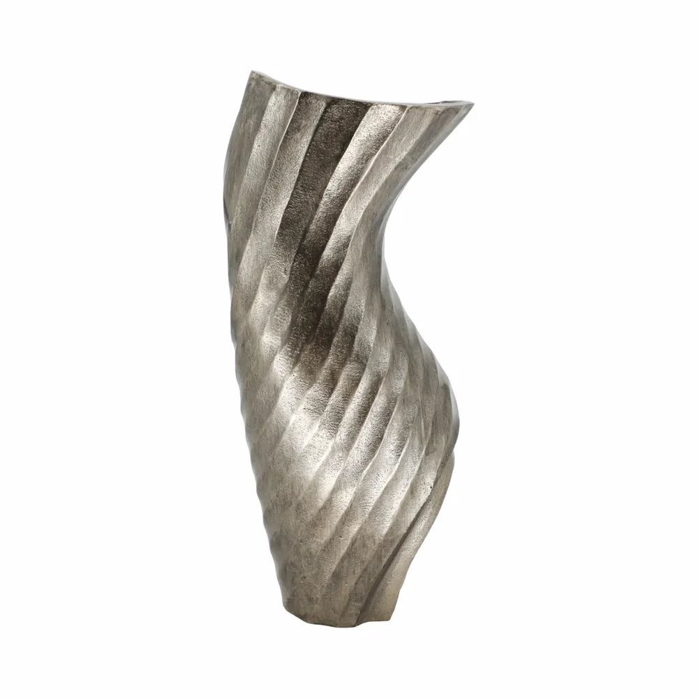 MILTONMOOR SILVER VASE 16 (IN)