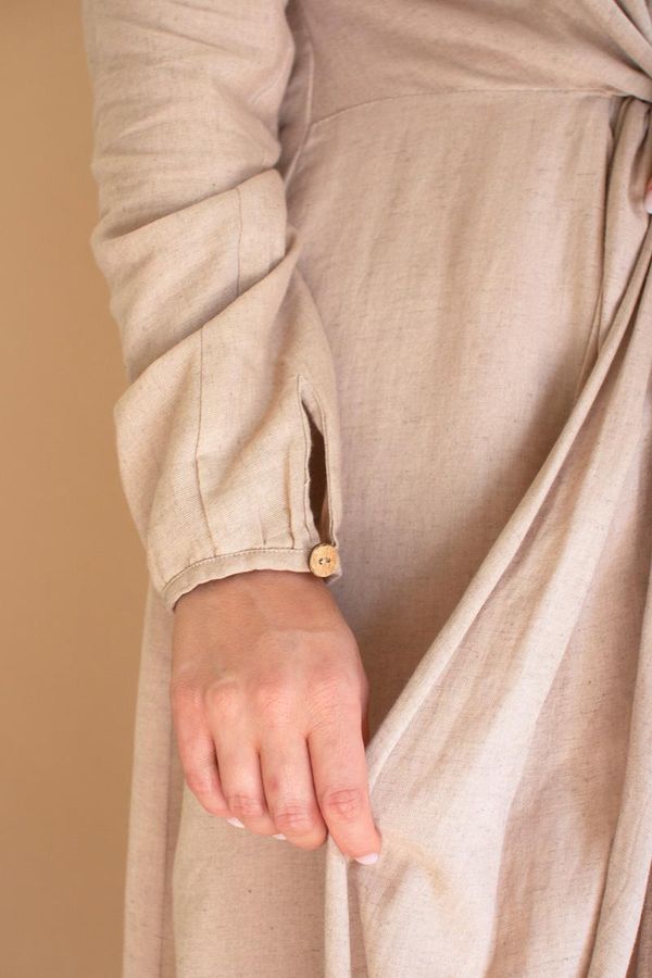 Long-Sleeve Button-Front Dress with Front-Tie Detail / Oatmeal
