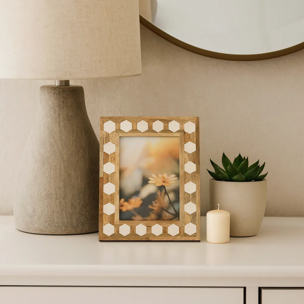 WALTONFORD WHITE FRAME 10 (IN)