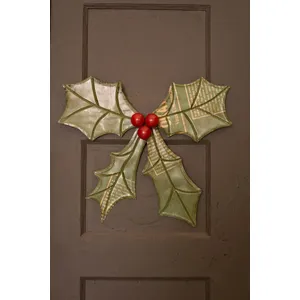Recycled Metal Holly Door Hanger 1