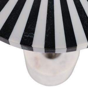 DAMIENBURN WHITE TABLE 25 (IN) 5