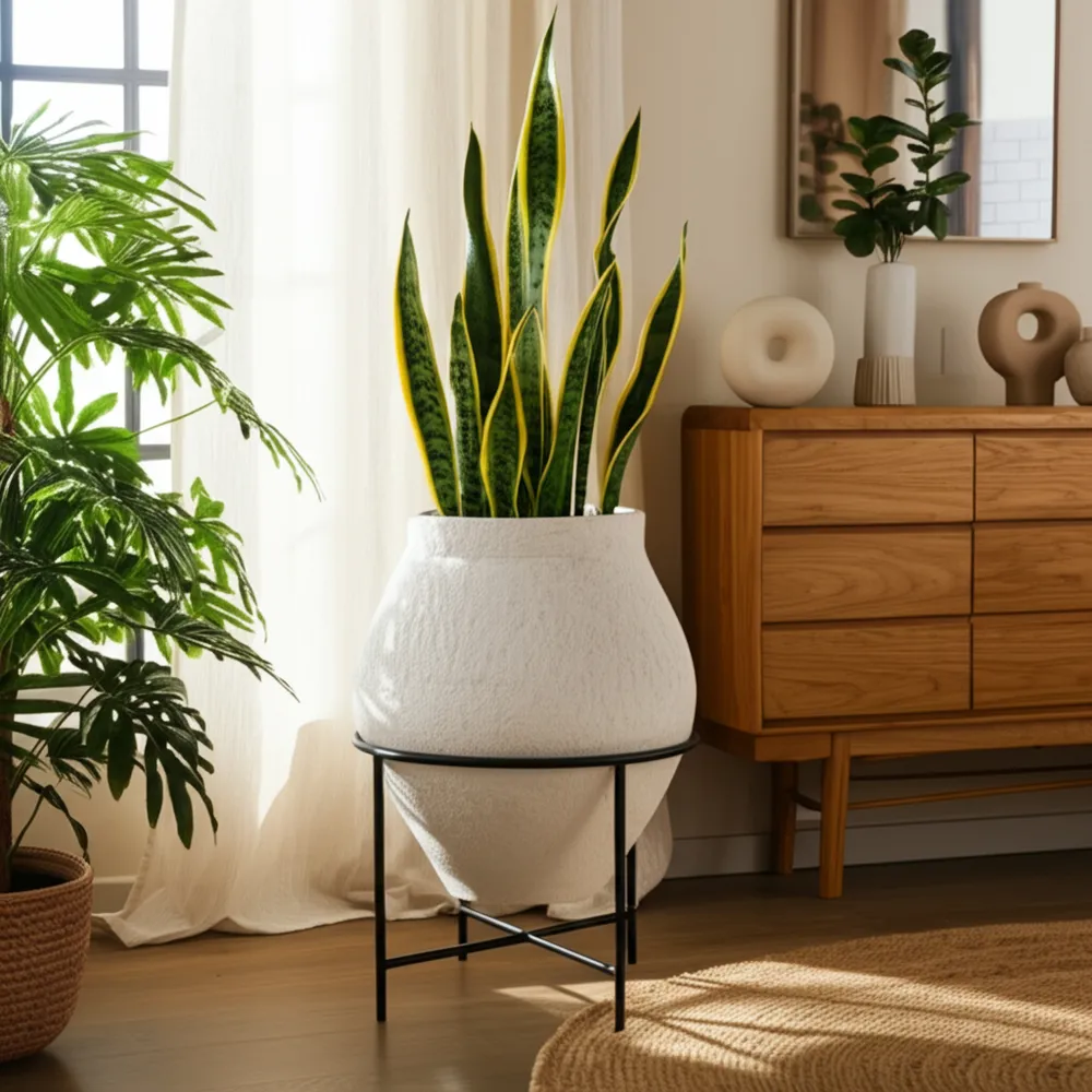 RUTHRUN IVORY PLANTER 29 (IN)