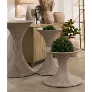 Hourglass Planter - Small 4