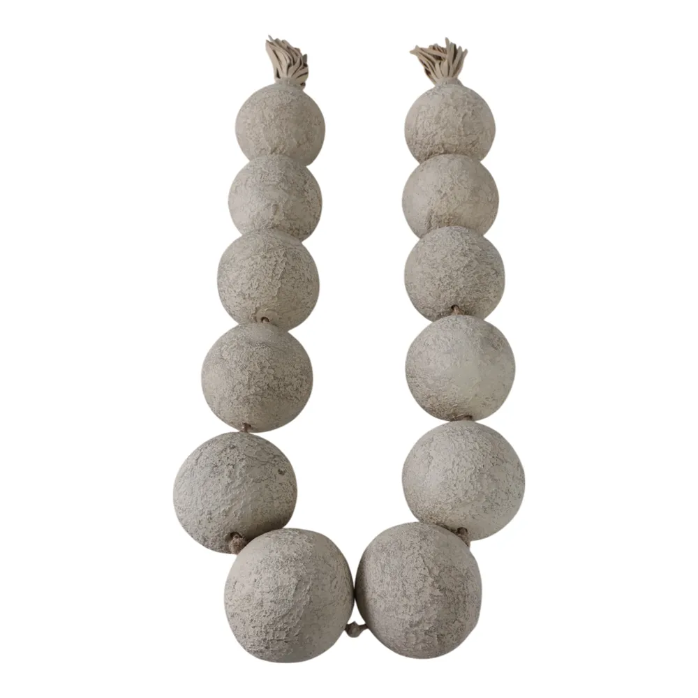 FINCHVIEW IVORY BEAD 3 (IN)