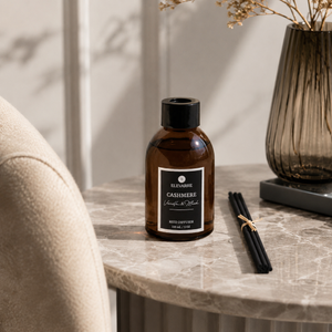 BURTONRUN CASHMERE VANILLA & MUSK CANDLE 8 (IN) 2