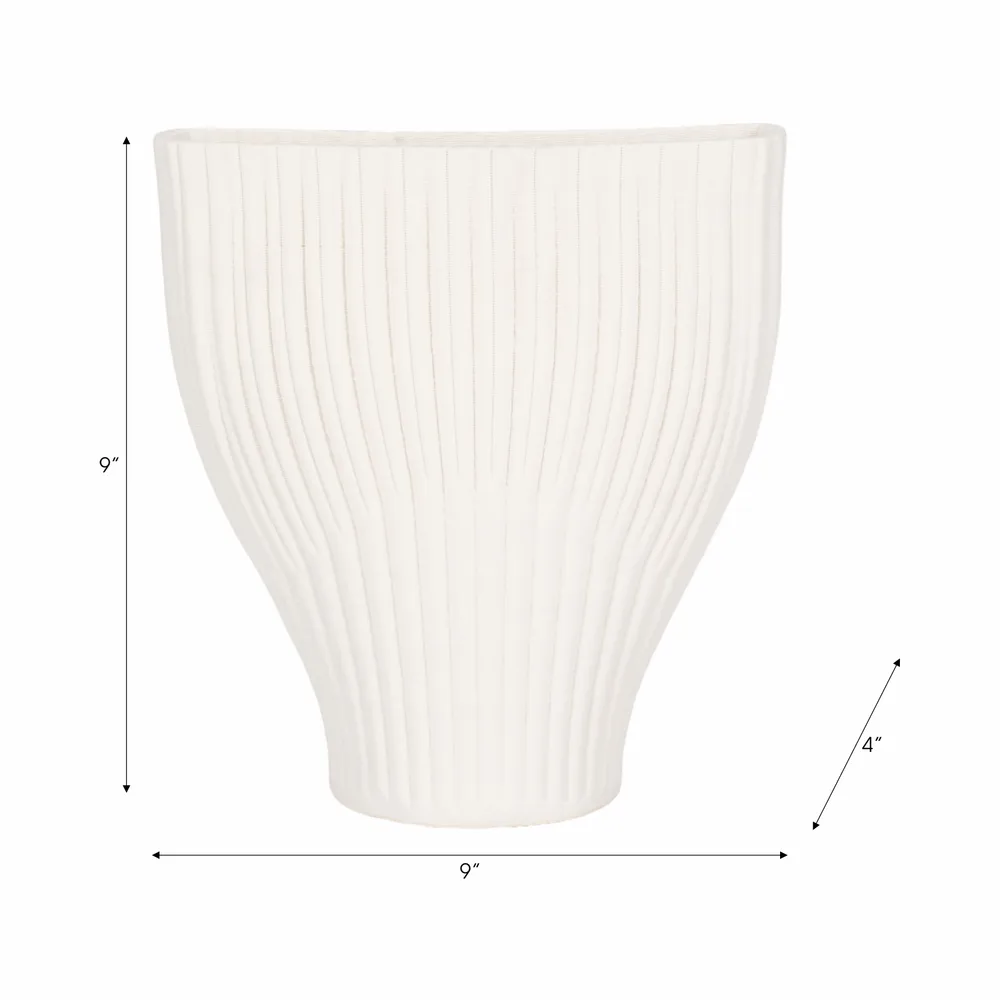 STORMTON IVORY VASE 9 (IN)