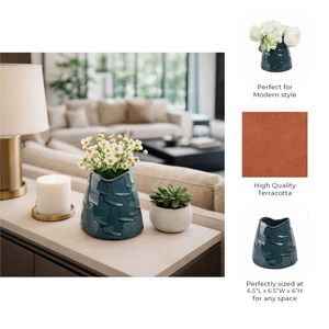 GLOVERDALE BLUE VASE 6 (IN) 11