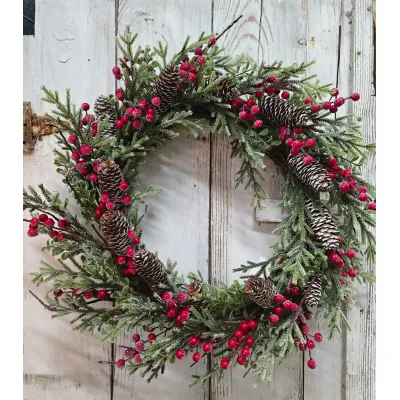 Crimson & Pine 6.5in Candle Ring