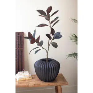 Short Black Stone Composite Urn with Fluted Detail 8