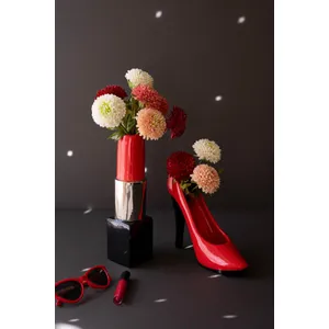 Set of 2 Ceramic Lipstick and High Heel Vases 1
