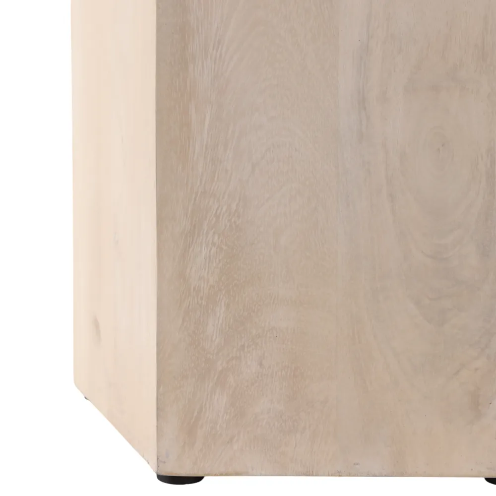 GIFFORDMOOR TAN TABLE 30 (IN)
