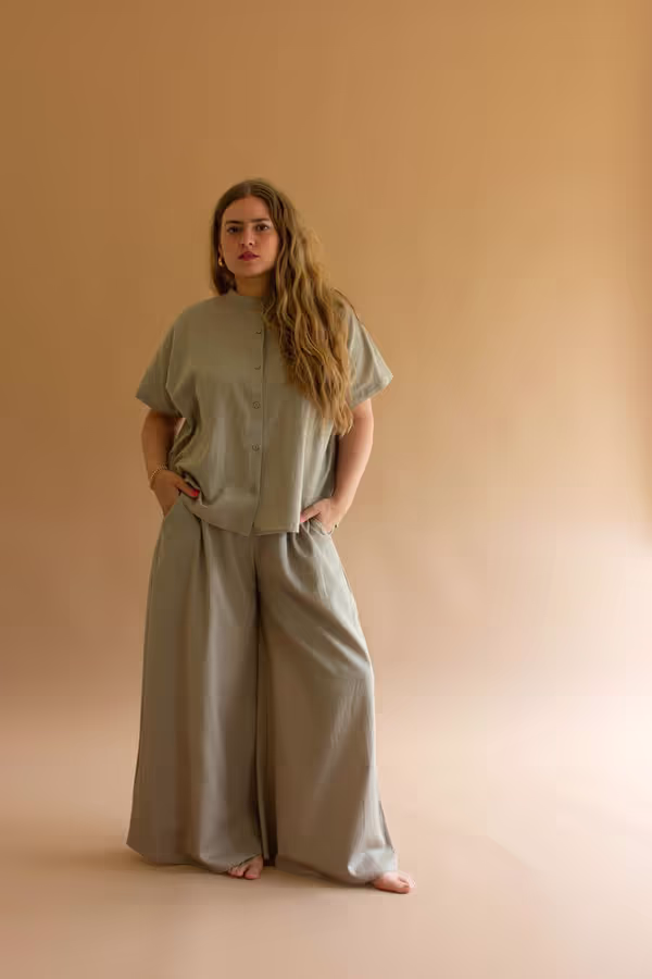 High-Neck Buttondown Short-Sleeve Blouse - Fog