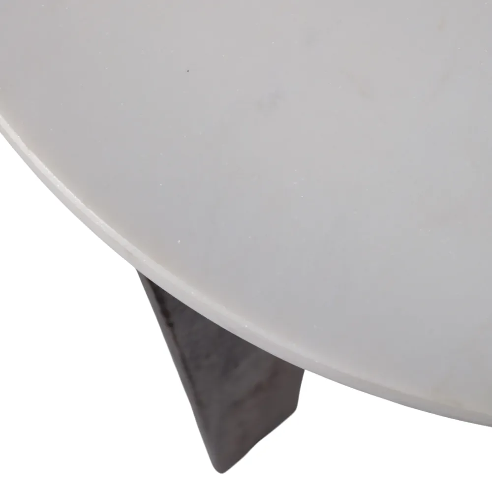 GARSONFIELD WHITE TABLE 22 (IN)