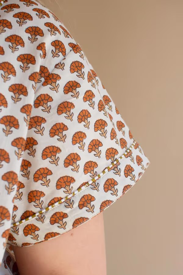 Brown Short-Sleeve Printed Button-Front Dress with Trim