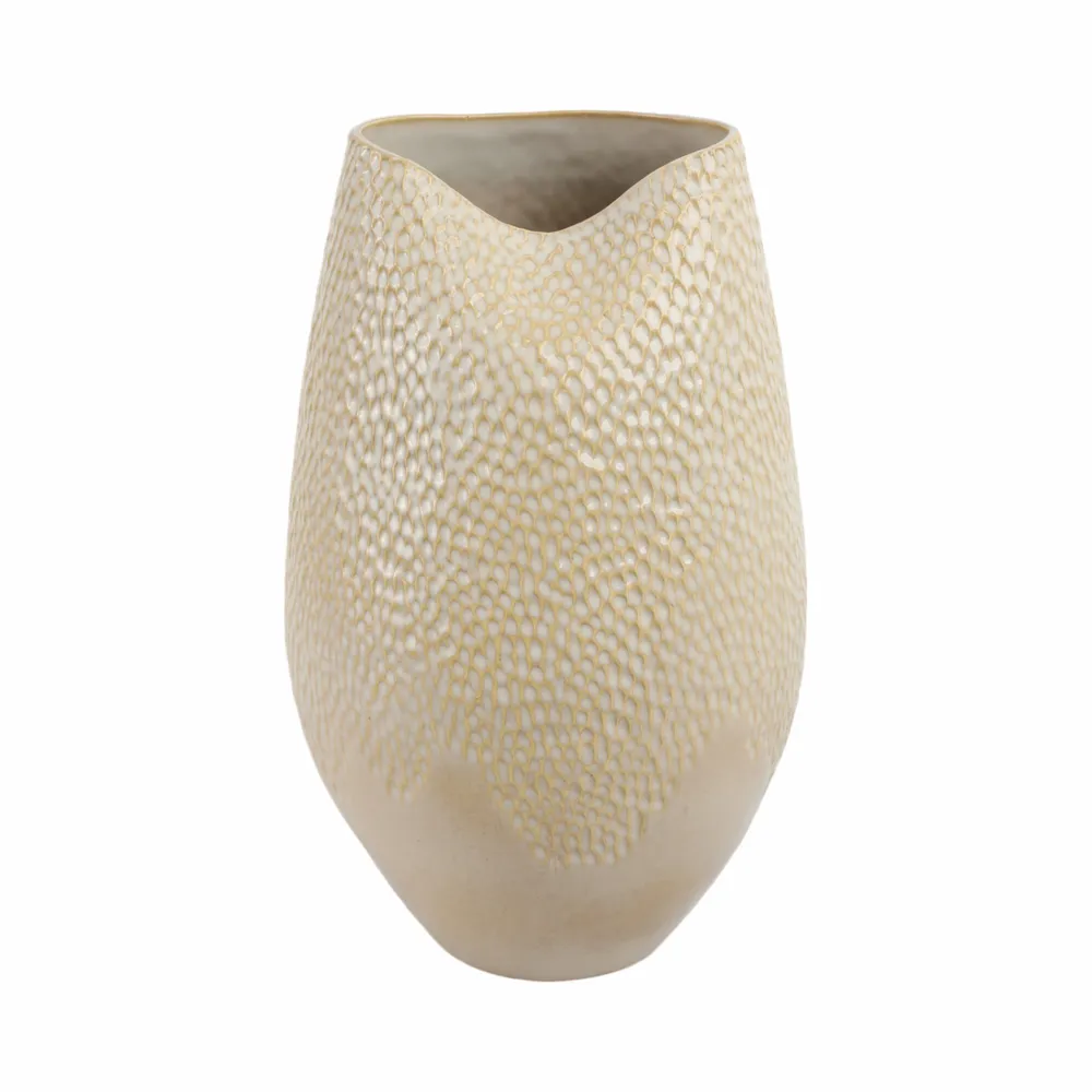 CHESTERMILL CREAM VASE 16 (IN)