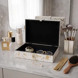 LINDENLAKE TAN BOX 3 (IN) 10