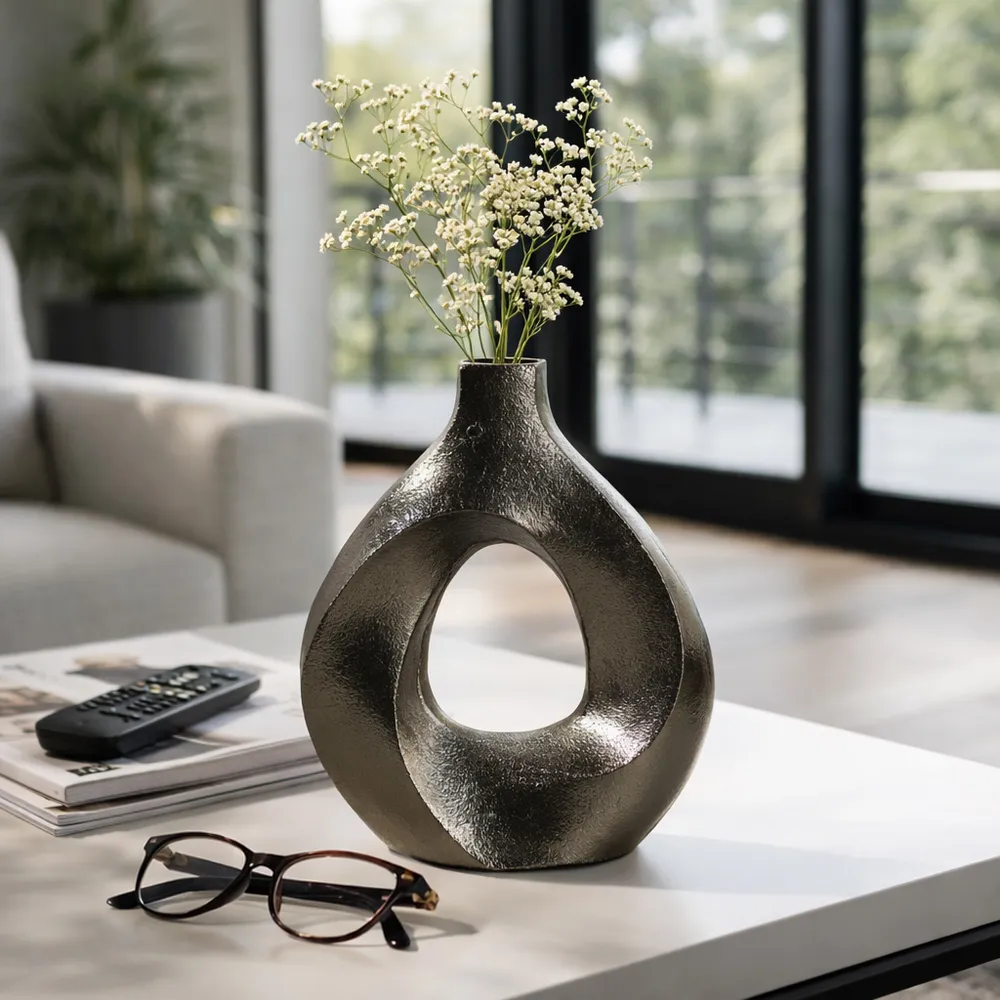 GRANGERROSE BRONZE VASE 9 (IN)