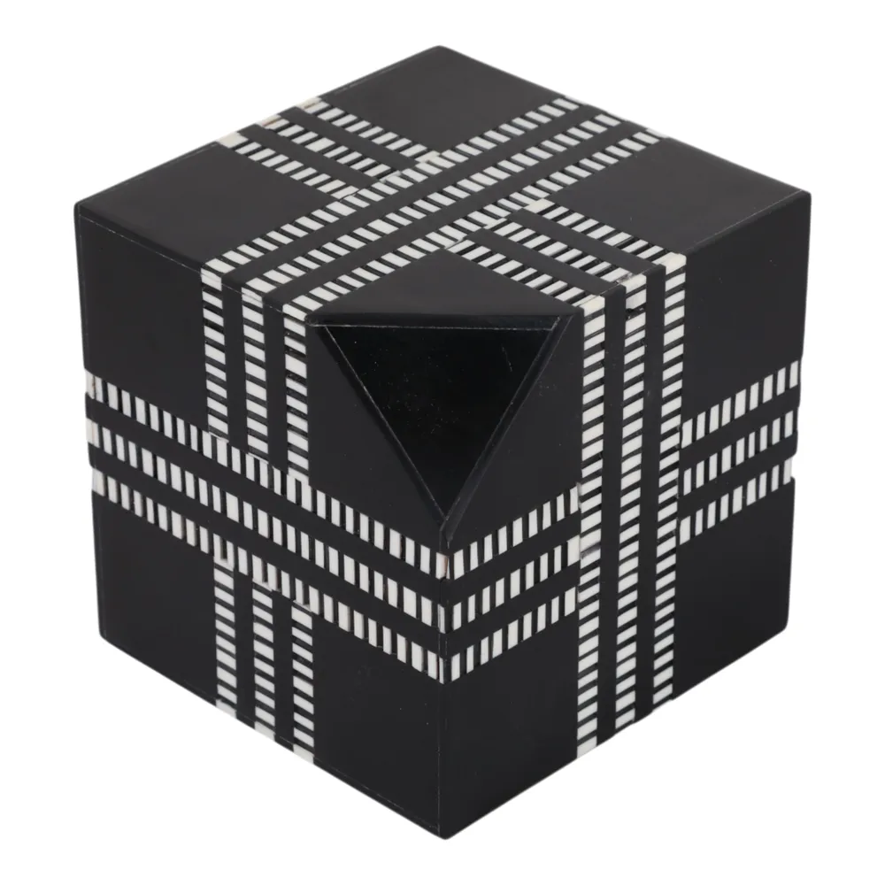 HINTONHAM BLACK DECOR 4 (IN)