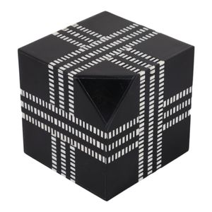HINTONHAM BLACK DECOR 4 (IN) 8