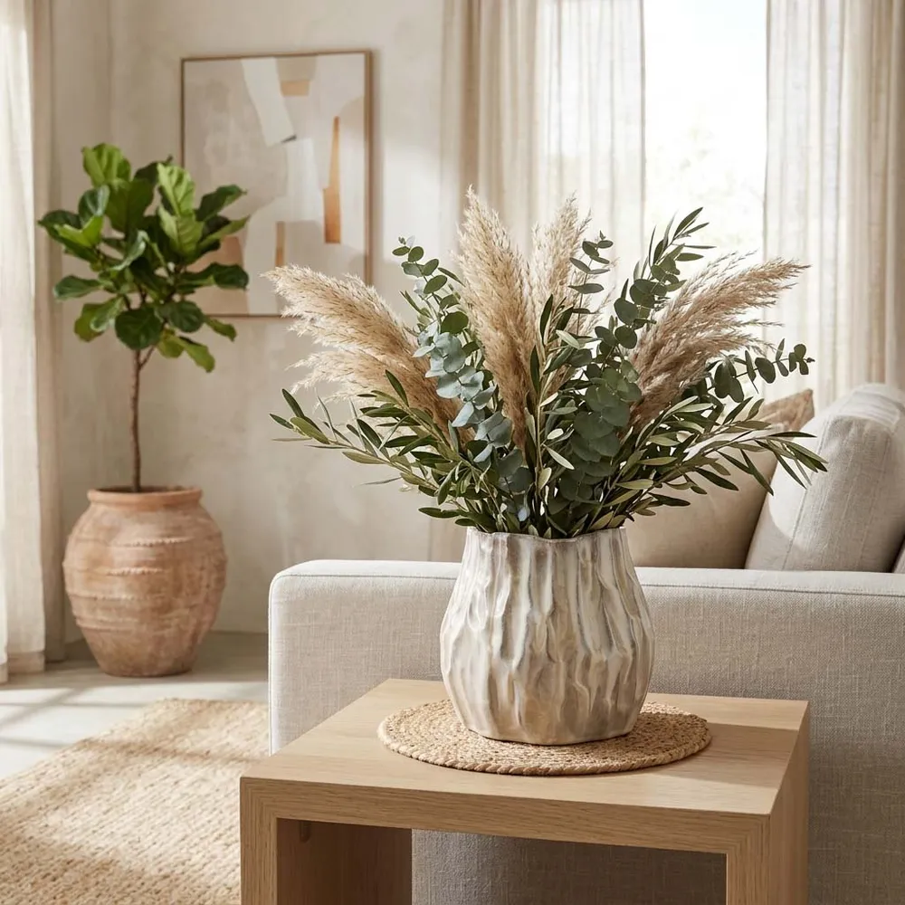 CROSBYLEY CREAM VASE 8 (IN)