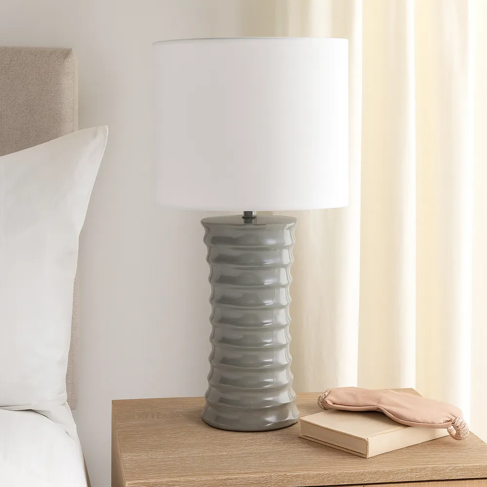 DAMIENCLIFF GRAY LAMP 31 (IN)