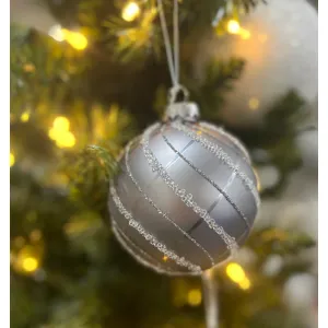 Silver Plaid Ornament3x3in 1
