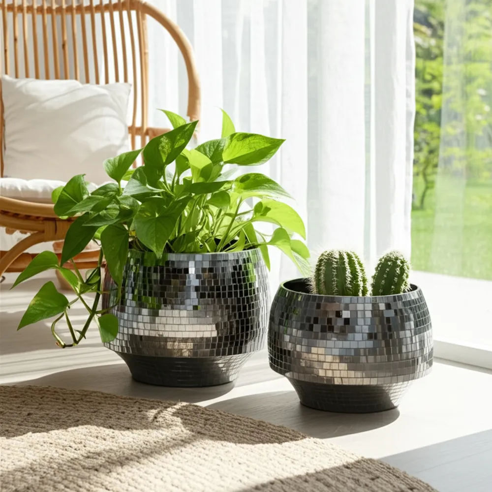 ANTONSHAW SET OF 2 BLACK PLANTER 8 (IN)