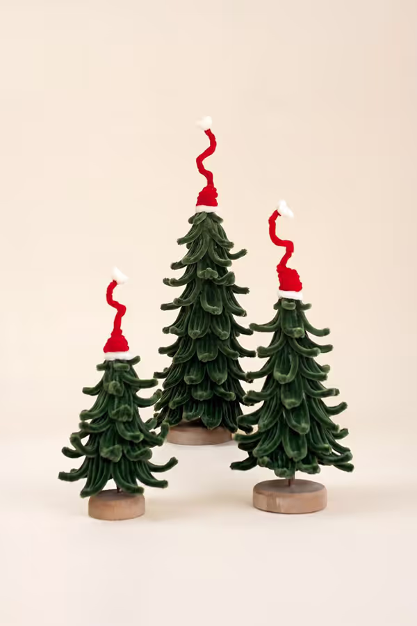 Set of 3 Pipe Cleaner Christmas Trees with Hats