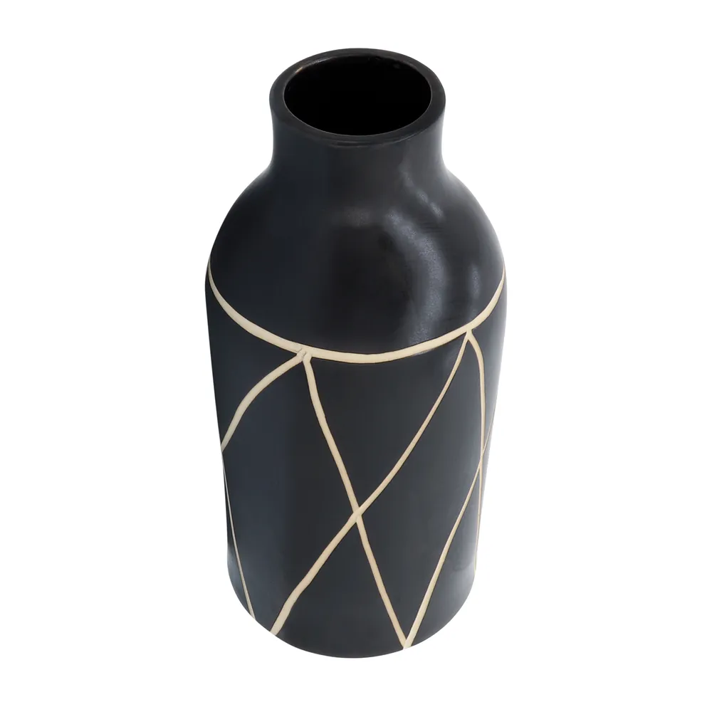 FENTONMOOR BLACK VASE 16 (IN)