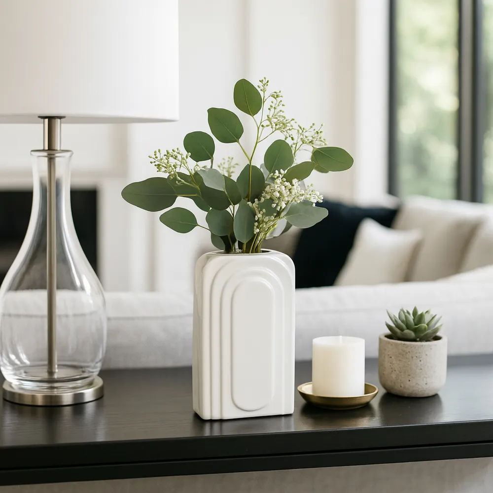 GRAYDONTON WHITE VASE 7 (IN)