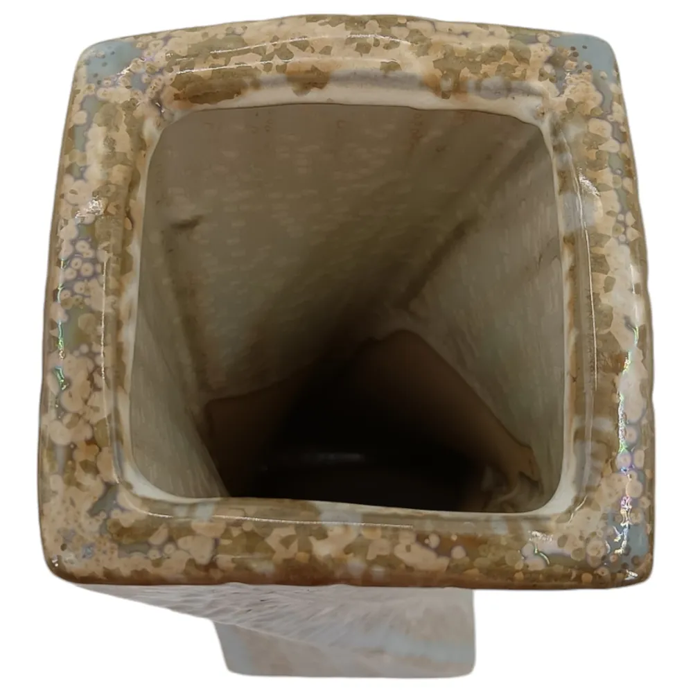 GRANTHAMWAY COPPER VASE 11 (IN)