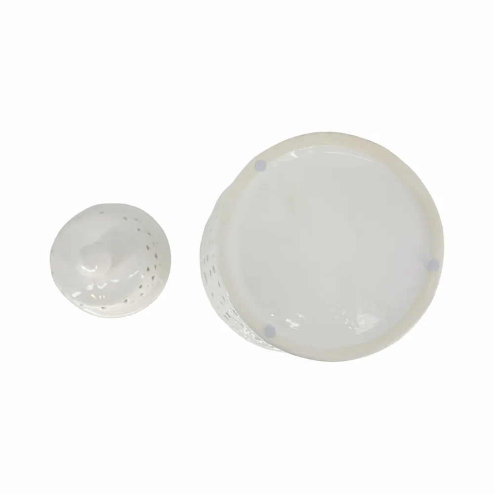 GUNNLAND WHITE CHINOISERIE 24 (IN)