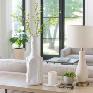 DAWSONWELL WHITE VASE 23 (IN) 2