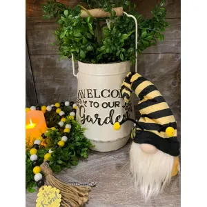 Garden Jug 7x7x9in 1