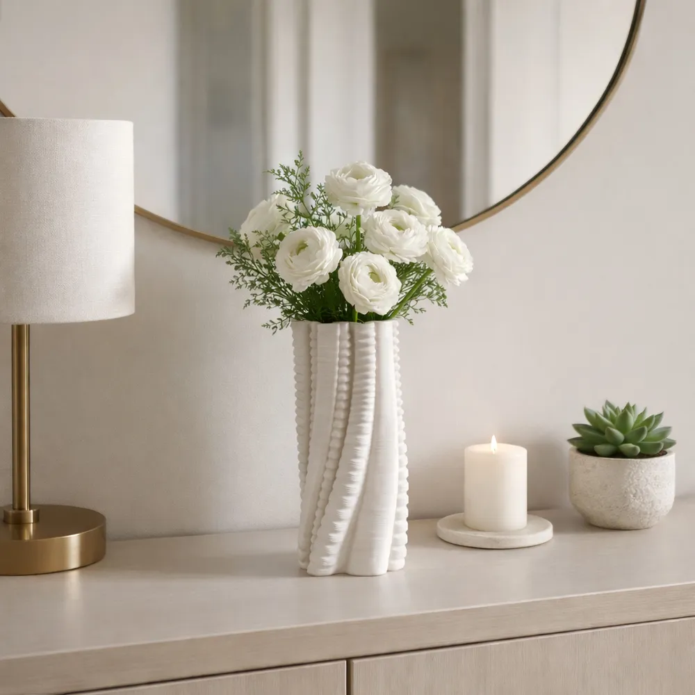 CALDERFIELD IVORY VASE 13 (IN)