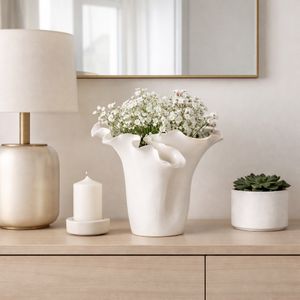 WESTONHOLM WHITE VASE 11 (IN) 13
