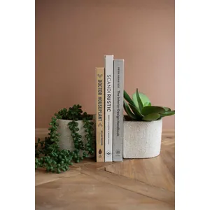 Set of 2 White Concrete Bookend Planters 2