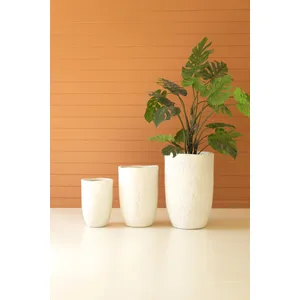Set of 3 Stone Composite Planters 5