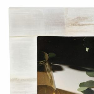 FINTONGROVE WHITE FRAME 10 (IN) 4