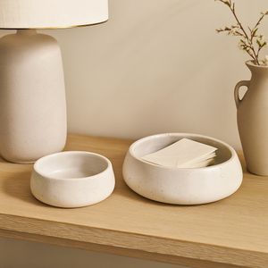 HOLLISHOLM SET OF 2 WHITE BOWLS 4 (IN) 2