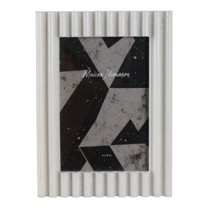 NILESTONE WHITE FRAME 8 (IN) 1