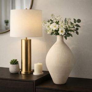 DRAKE IVORY GLASS VASE 19 (IN) 11