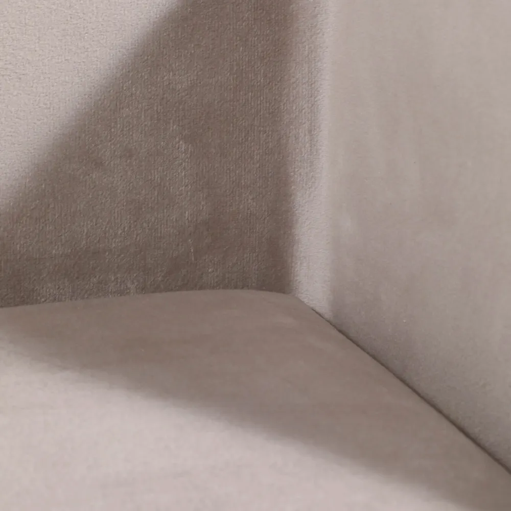GLASTONHOLM GRAY BENCH 26 (IN)