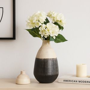 JANERUN IVORY VASE 15 (IN) 10