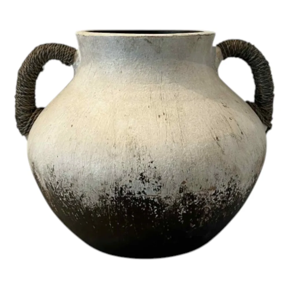 ALMAMILL WHITE VASE 10 (IN)
