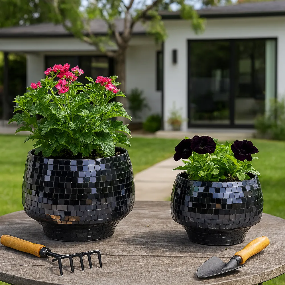 ANTONSHAW SET OF 2 BLACK PLANTER 8 (IN)