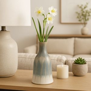 CARVERPORT BLUE VASE 9 (IN) 10
