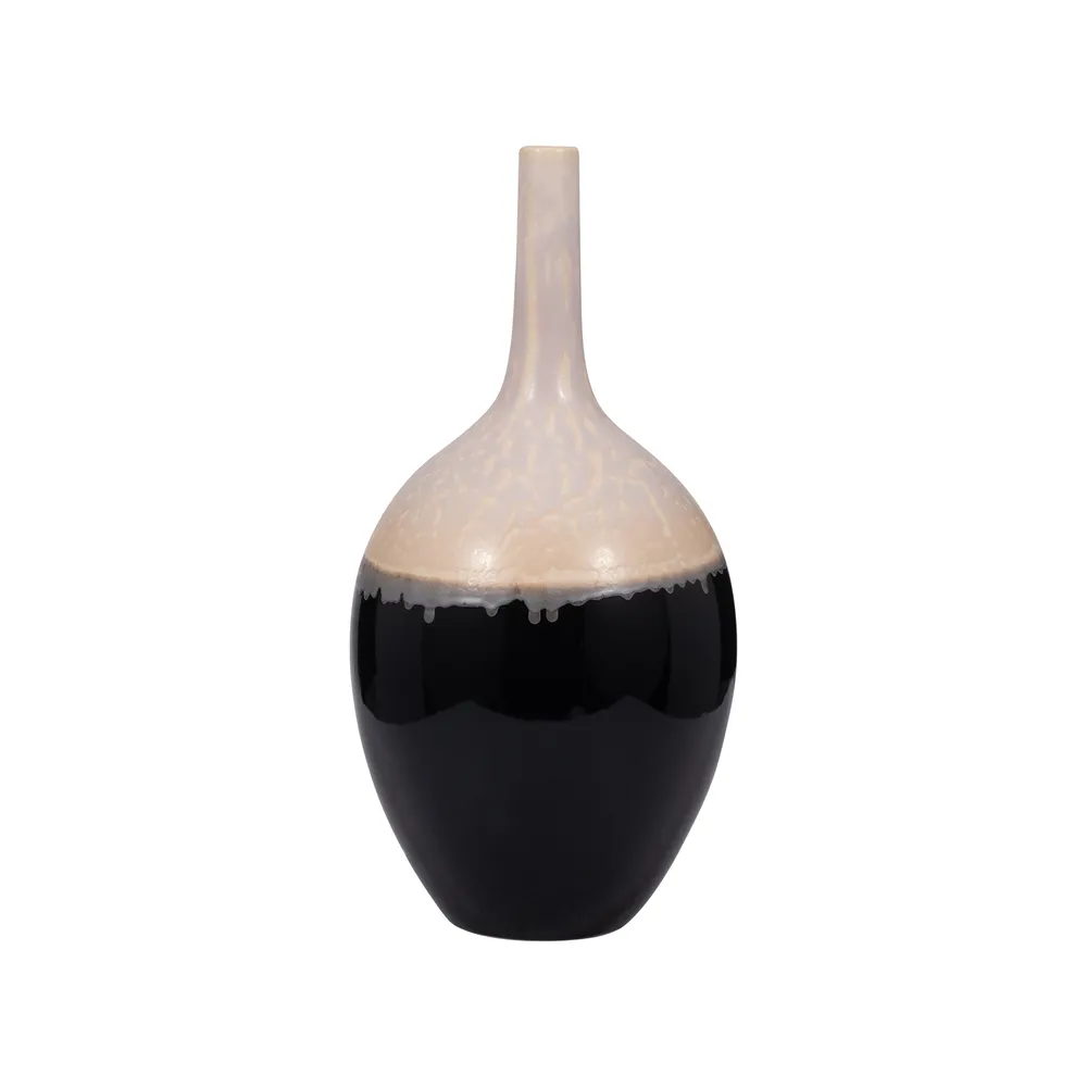 CARSONHAVEN WHITE VASE 19 (IN)